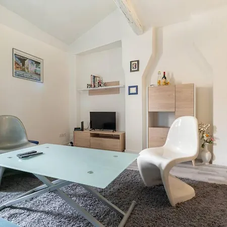 Le Charme Du Medieval Dans Un Cosy